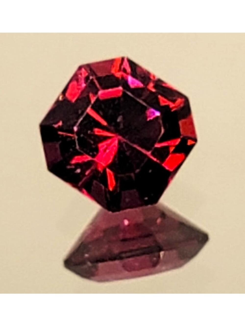 Stunning 2.2 Carat Rhodolite Garnet!!